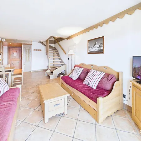 Duplex Vue Panoramique - 8 Pers. * Montvalezan